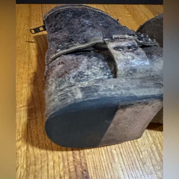 FRYE PHILLIP STUDDED HARNESS DISTRESSED BOOTS ANKLE LEATHER BIKER SIZE 8 1\2 B - Picture 11 of 14